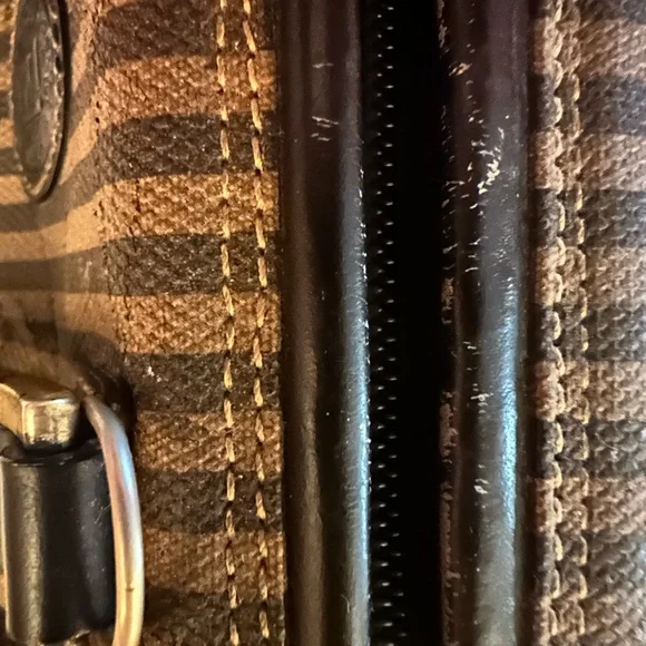 PRELOVED: FENDI MINI DINNER BAG. Penguin Stripe. - Picture 14 of 17